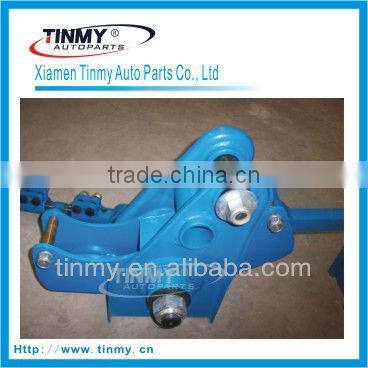 Center Hanger with Equalizer