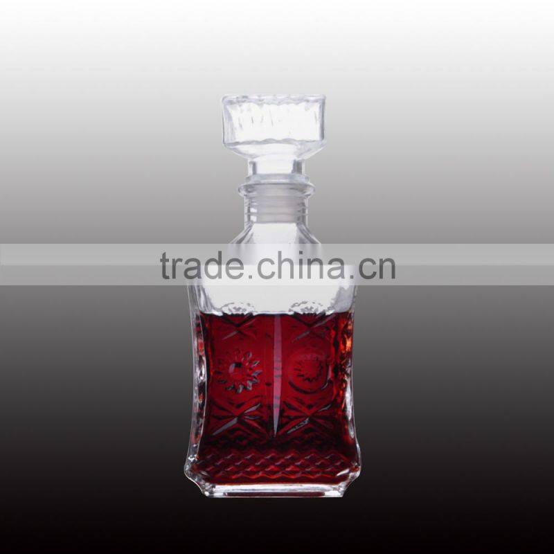 HSB176 Huosu 750ml Custom made glass vodka bottle