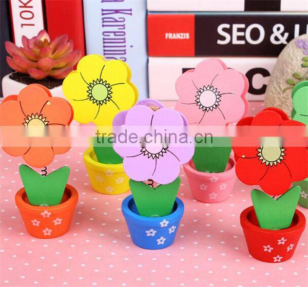 Hot small wooden peg wooden decoration made in China