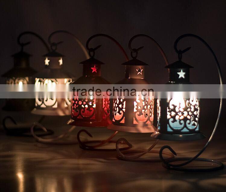 Mediterranean Style Furnishing Articles Red Wrought Iron Candle Holders Metal Candlesticks Table House Wedding Decoration