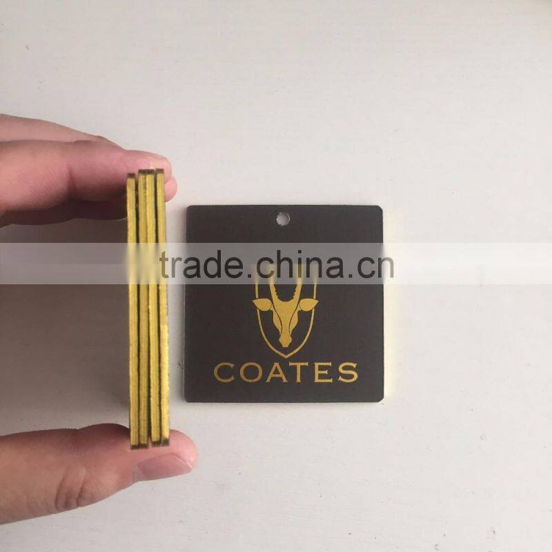 2016 High quality customized thick paper hang tags with gold foil logo