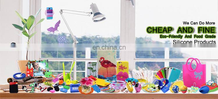 cute nice promotional car shape silicone keyring with logo keychains
