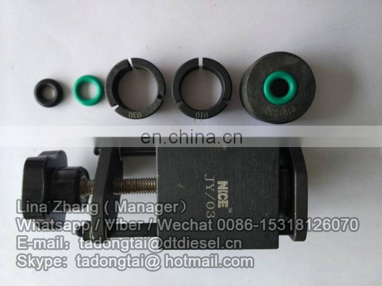 No,025 fuel collector for common rail injector