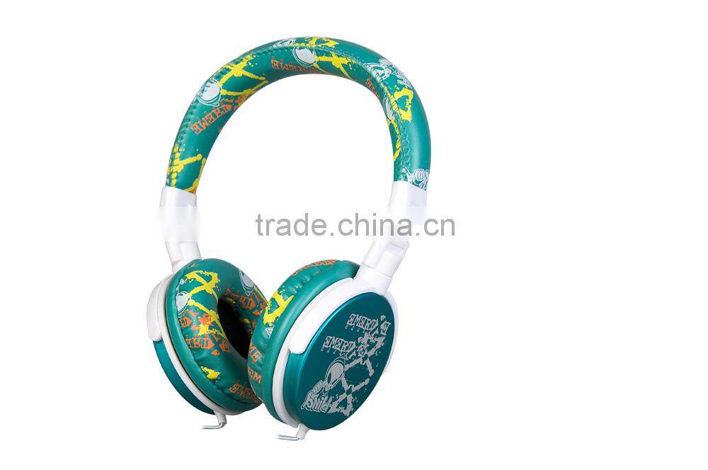 wholesale Wired headphone /wholesale Factory price raw materials mp3 headphone for xiaomi mi3 iphone