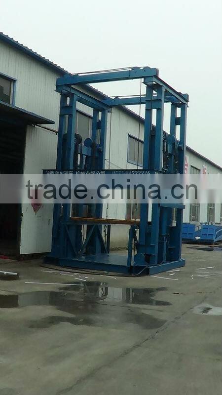 SJG model chain guide rail type hydraulic lift platform for cargo delivery