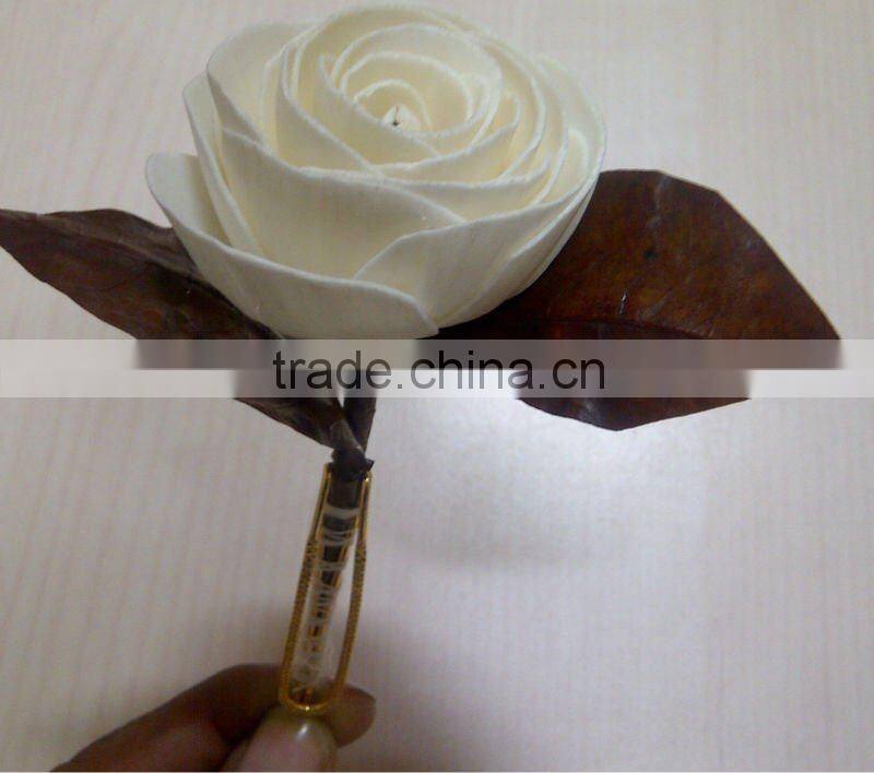 Party rose brooch