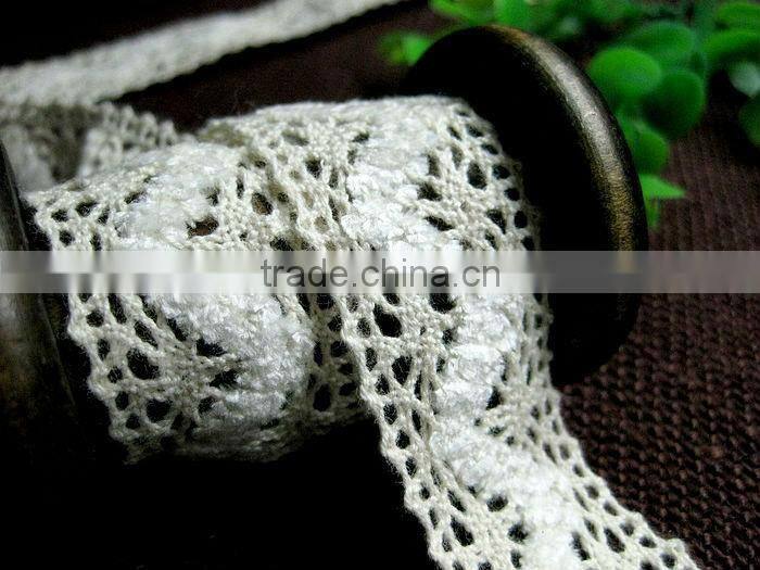 2.7cm Crochet Cotton Lace with lint for packing band wave design