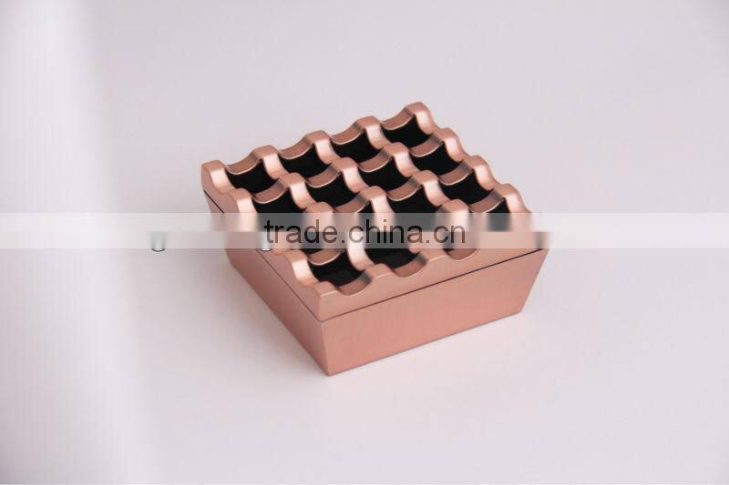 Fashionable Design Zinc Alloy Silver Plated Ashtray In Bulk Price