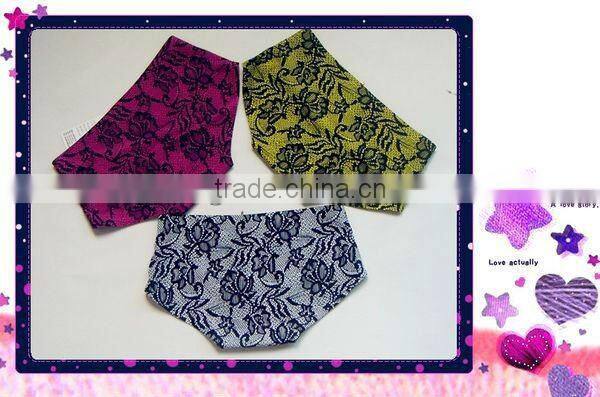 Seamless plunge bra set