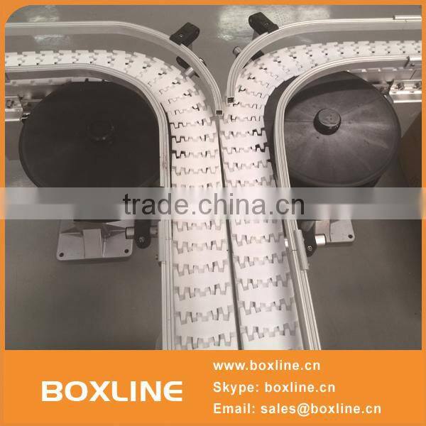 Modular plastic conveyor belt machine