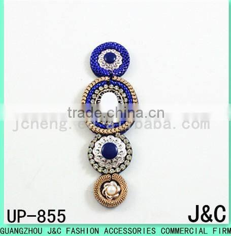 2017 newest Acrylic beaded sandals uppers