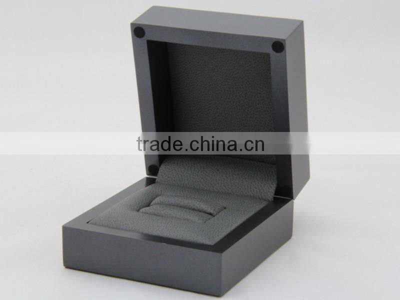 Custom paper jewelry packaging box of bracelet box / ring box / necklace box
