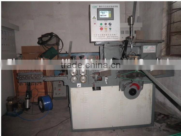 Automatic wire coat clothes hanger making machine