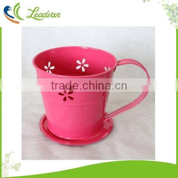 Small ornament iron planter with flower cup shaped garden planter iron flowerpot