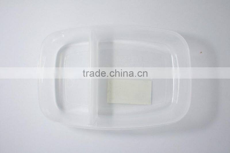 Microwave safe plastic 2 compartments lunch box with fork and knife on lid
