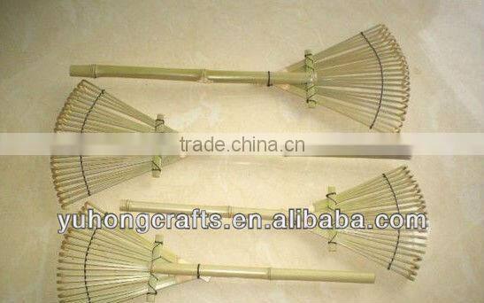 Bamboo grass rake