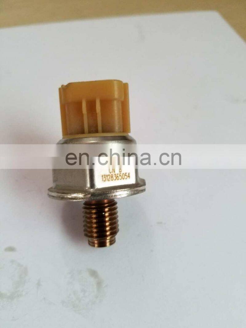 Best quality Fuel Rail Pressure Sensor 45PP3-3