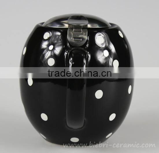 350ml Handpanted Black Color Glazed Artwork Decorative Ceramic Teapot With Stainless Steel Infuser Wholesale