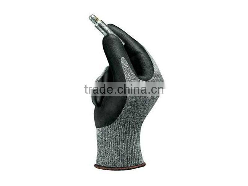 Polyurethane palm coating nylon gloves