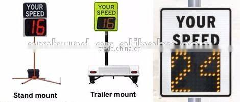 Pole Mount Radar Speed Signs / Portable Traffic Flashing Speed Limit Signs LED Warning Sign Powered Solar Radar Speed Sign
