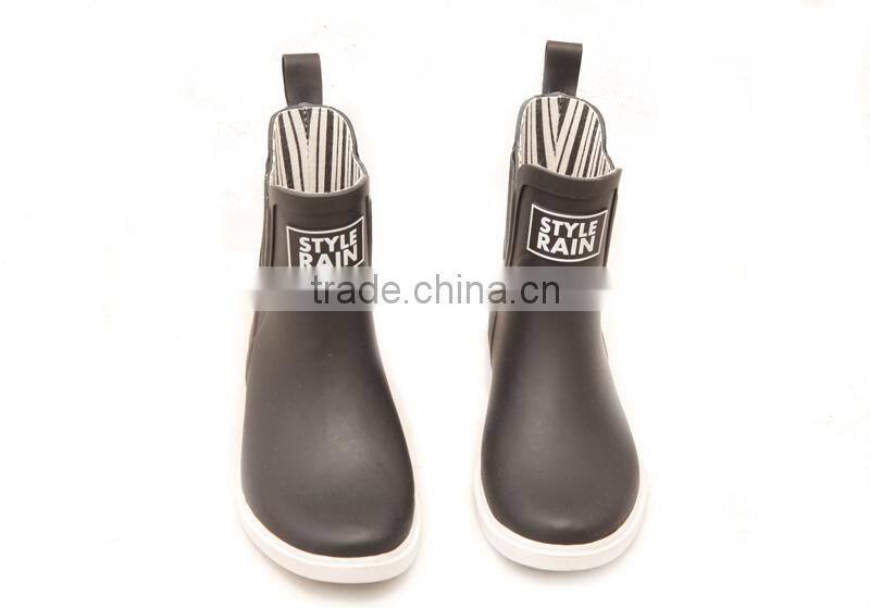 black upper white outsole no lace ankle low short rain wellies waterboots overboots gumboots rubber boot