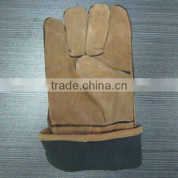 Gardener Men Wearing TIG Security Leather Gloves
