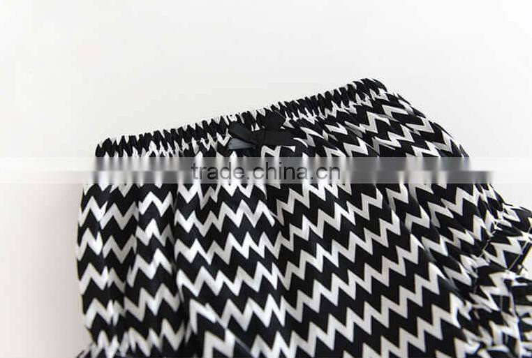 Vintage Chevrons Hot Selling Elastic Shorts Unique Names Design Photos