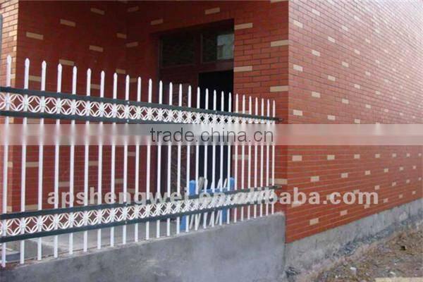 Powder coated metal fencing panles