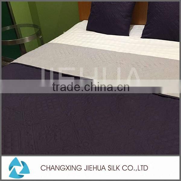 100% Polyester ultrasonic fleece quilt by hand mand