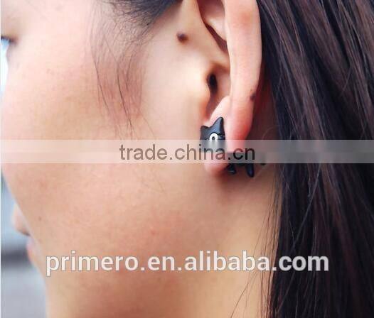 New Kawaii piercing ear stud smiley 3d cat earrings Jewelry factory china