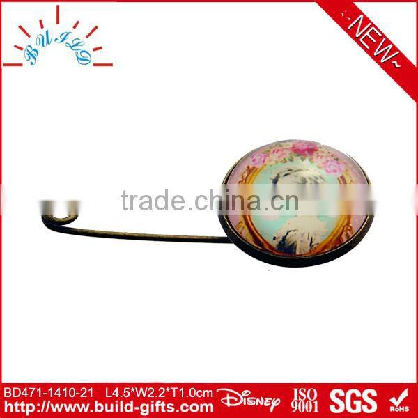 crochet crystal magnetic brooch