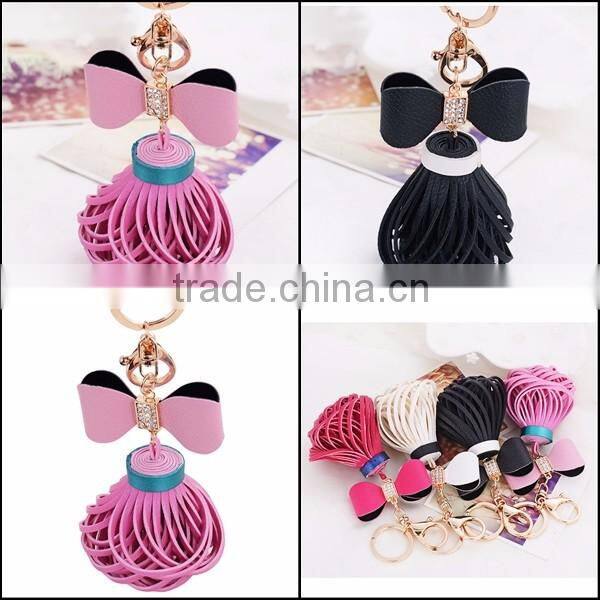 Wholesale Fashion Women Elegant Handmade Keychain With Metal Pendant Keychain KC13148