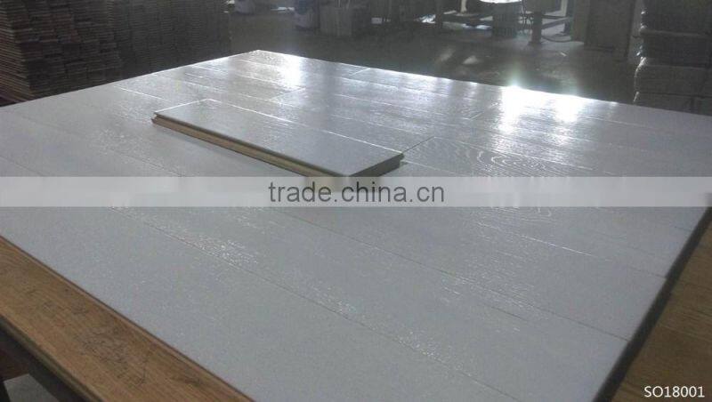 New Design Click Oak Solid wood Flooring