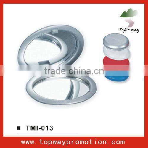 supply all kinds of flexible plastic mirrors