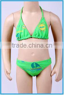 Domi wholesale 2 piece kid's leopard swimwear hot selling kids string bikini with cute skirt and cap