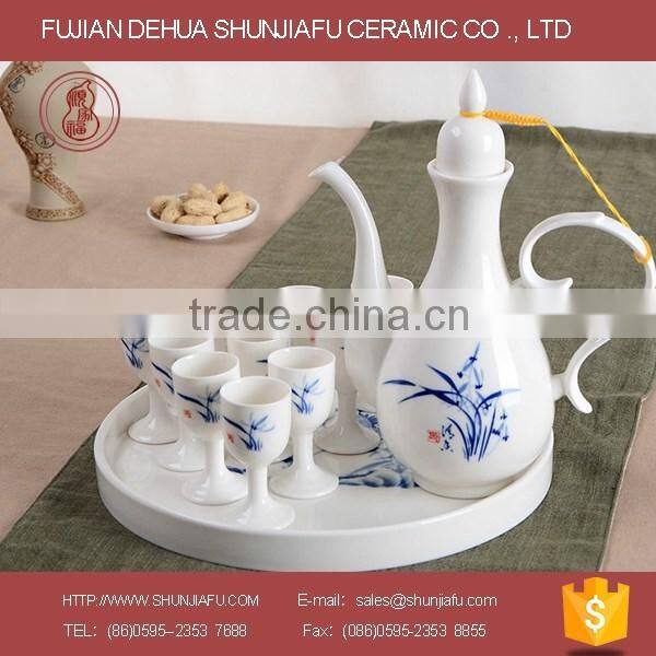 Chinese traditional style white ceramic Wine Container restaurant decor