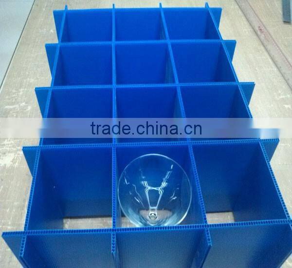 Custom-made corrugated plastic packing box for glassware