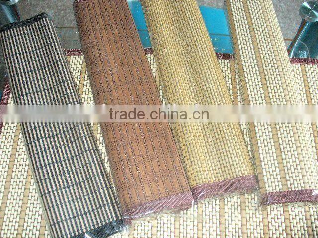 FD - 15624Beautiful bamboo placemats