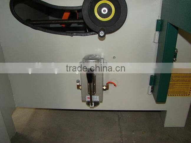 wood panel saw