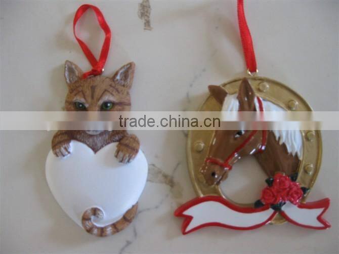 Custom resin pendant for home decoration