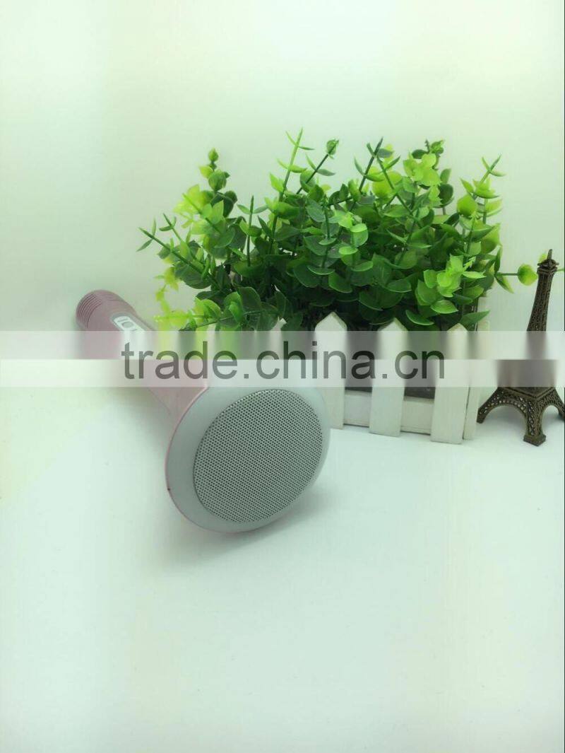 Mini Portable Cheap Hot Sale Bluetooth Wireless Handheld Karaoke With Colorful Flashlight