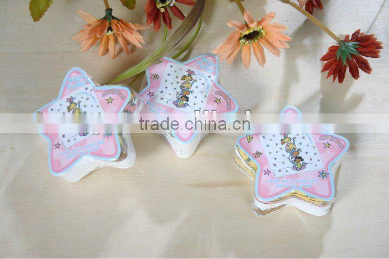 Christmas tree compressed towel for gifts