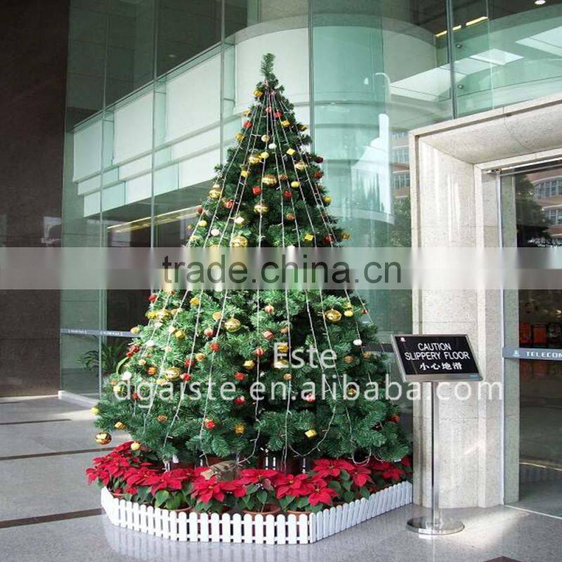 Home and outdoor garden edging decoration 2m to 16m or 6.5ft to 53ft Height artificial large 3D LED Christmas Tree