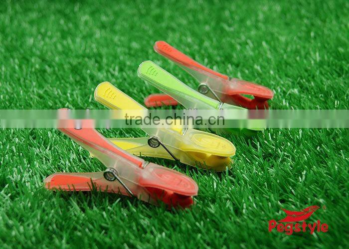 wholesale household items products TPR color pins plastic clothes pegs