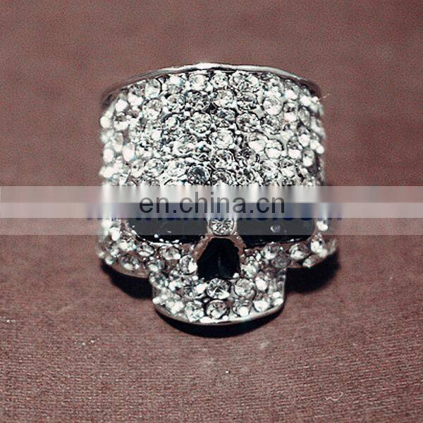 A069 Alloy Silver Rhinestone Fashion Childrens Skull Rings