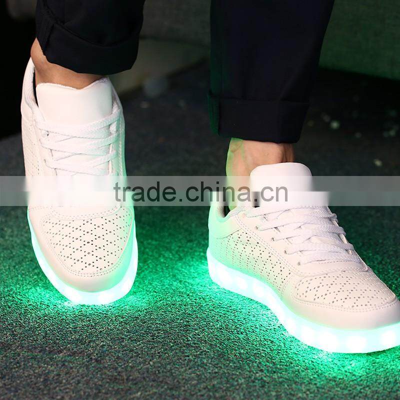 alibaba low cost lighted sneakers ,sneakers with led light for adults and kids, light up platform sneakers with led shoes