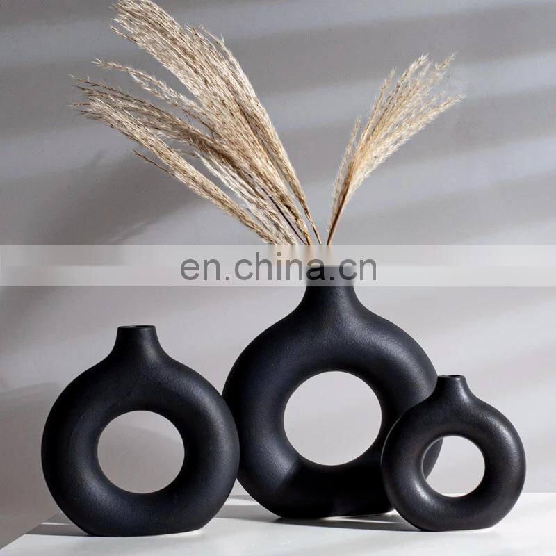 Black Circular Hollow Ceramic Vase Donuts Nordic Flower Pot Home Decoration Accessories Office Living Room Interior Decor