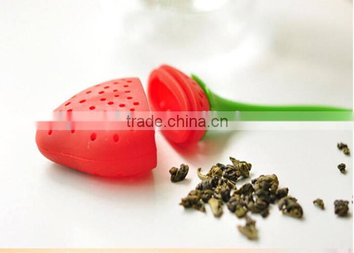 Hot sell high quality strawberry shape Silicone tea infusers for traveller