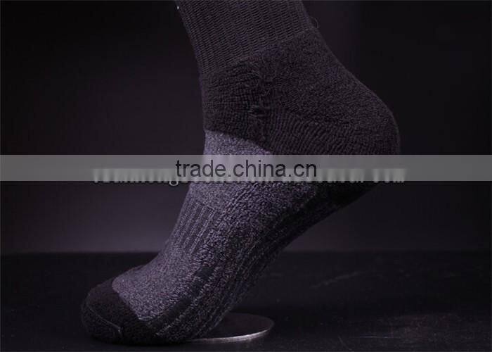 144N Needle Terry Machine Man Cotton Socks Simple Deisgn Men Basketball Sports Socks