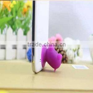 hot sale cute pig handy multifunctional silicone device stand for cellphone ipad